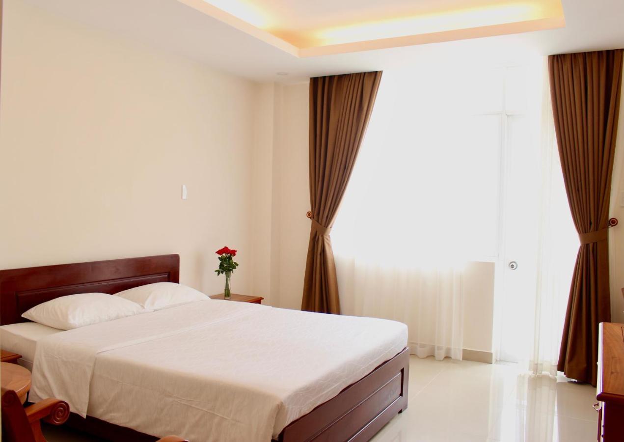 Tan Son Nhat 2 Hotel Cidade de Ho Chi Minh Exterior foto