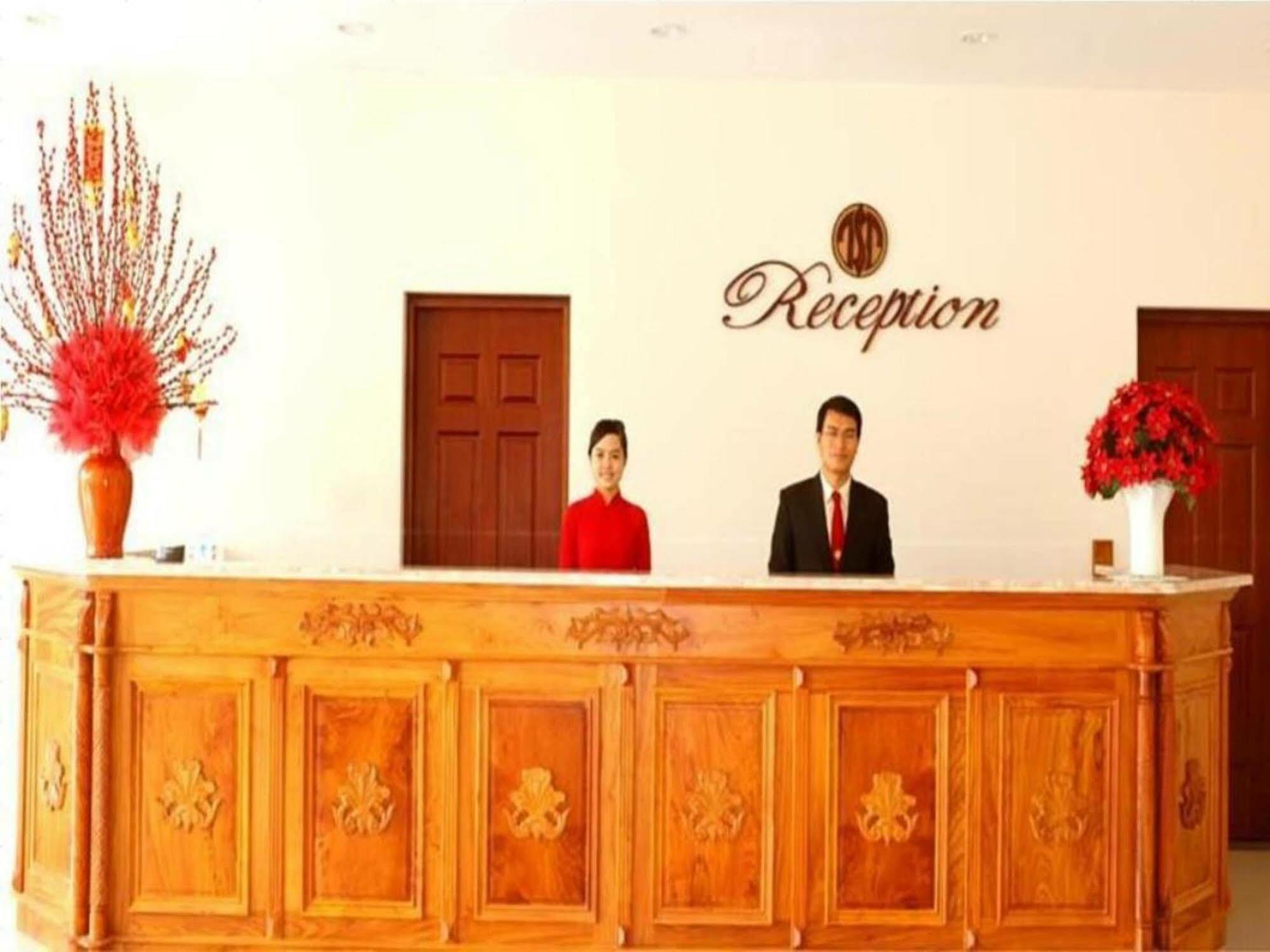 Tan Son Nhat 2 Hotel Cidade de Ho Chi Minh Exterior foto